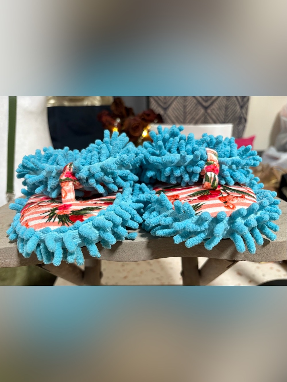 Aunt Deloris House Slippers by Two Left Feet "Ready To Flamingle" style,Size 7/9 - Picture 6 of 17